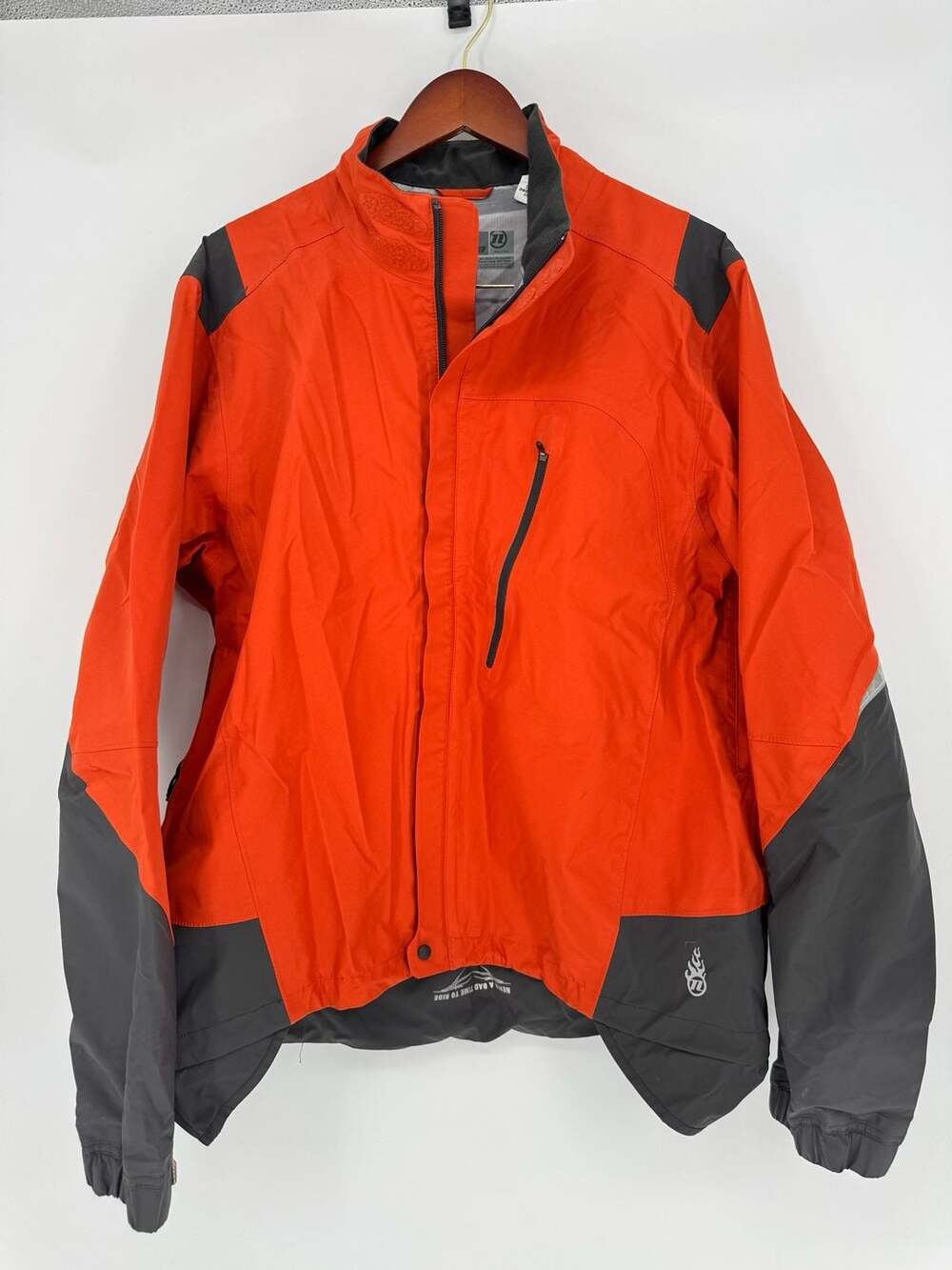 Novara Men's XL Orange and Gray Cycling Windbreaker Jacket